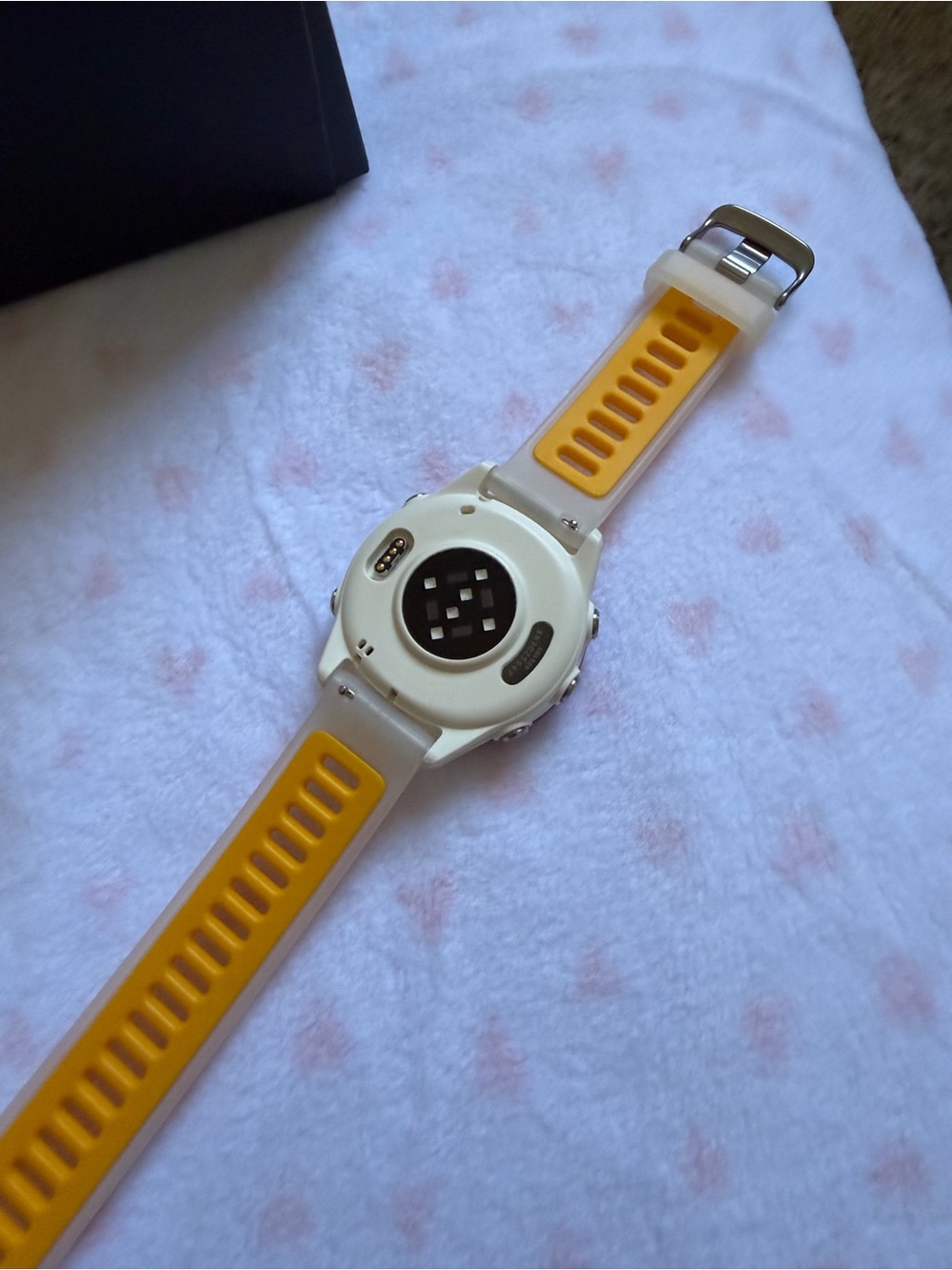 EUC Garmin Forerunner 570 42mm GPS Smartwatch - Raspberry!! 🩷 - Picture 4 of 10